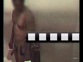 Straight gym rat gets shower scene with an hidden camera