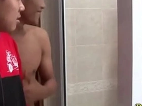 Asian teen gets bukkake facial